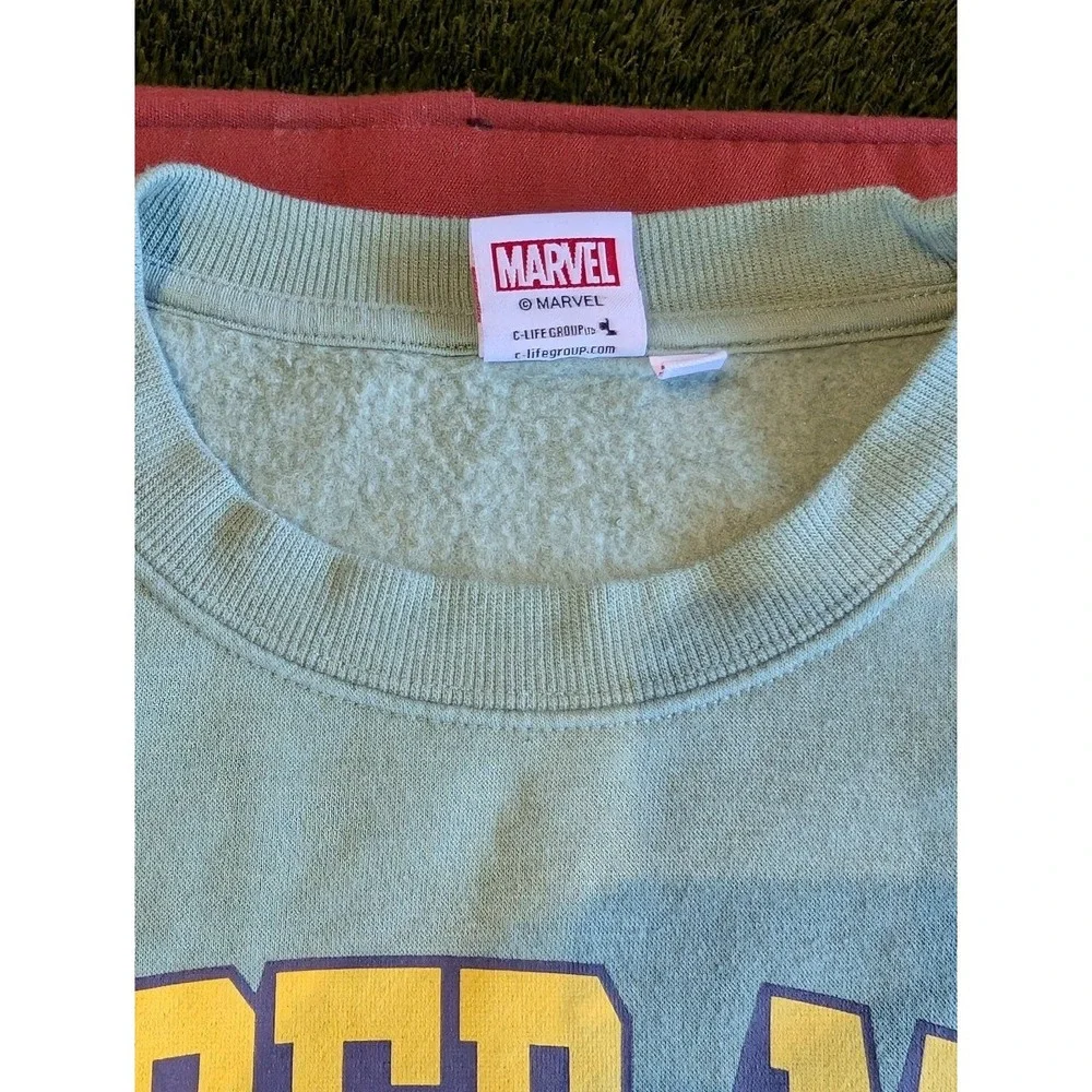Marvel Spiderman Sweater Size Men Small Like New